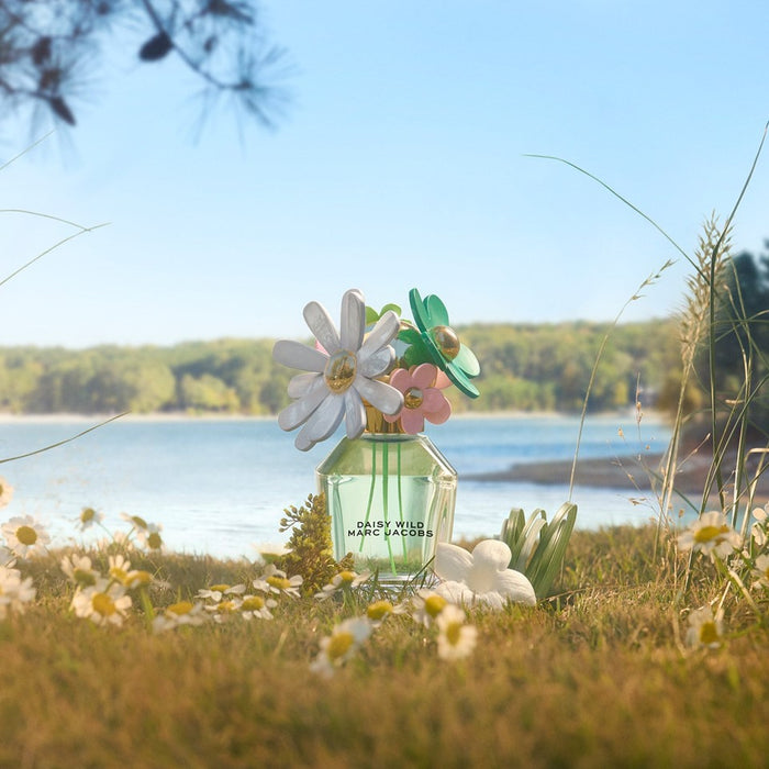 MARC JACOBS (Gift Set): Daisy Wild EDP 100ml-LIMITED EDITION | Isetan KL Online Store