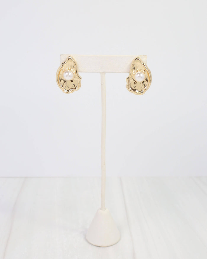 Ponca Oyster Pearl Drop Earring Gold: Default