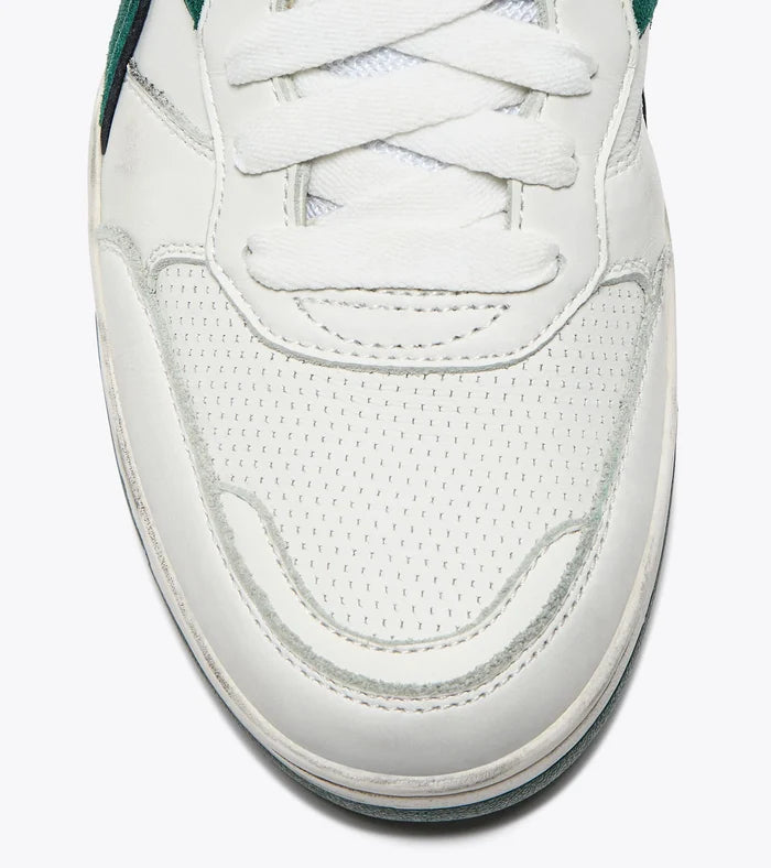 B.560 USED | WHITE & BISTRO GREEN | DIADORA
