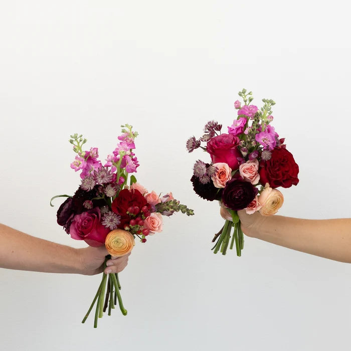 Berry Peachy Bouquet Bar Flower Kit Vase - Image