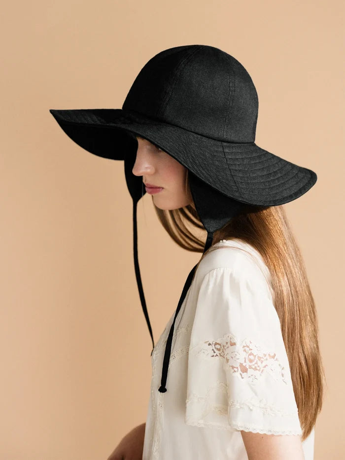 Black Noona Sun Hat