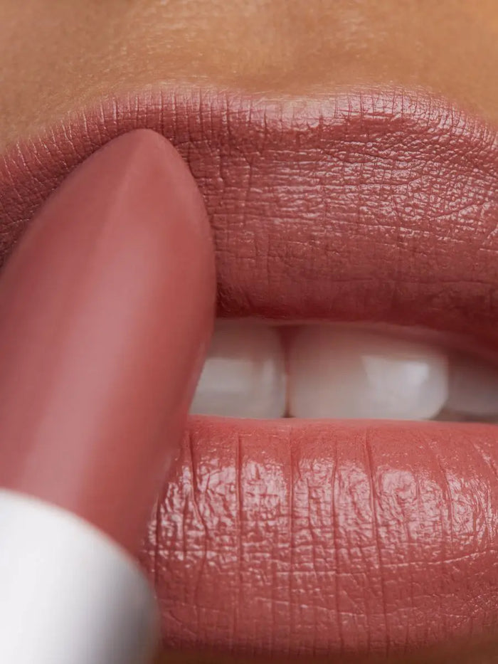 BLUE JEANS Clean Pinky Nude Lipstick HIGHR Collective