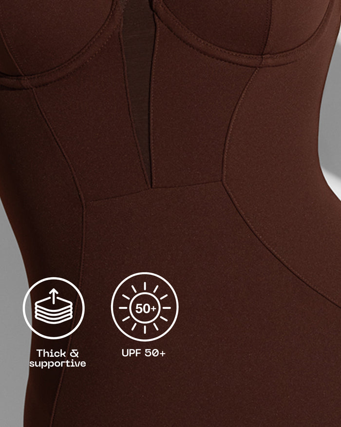 Detail graphic of Bombshell - Espresso highlighting fabric