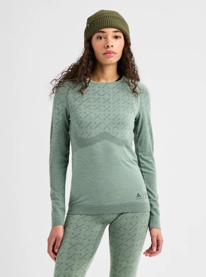 Product image of Women's Burton [ak] Slokar Crewneck Fleece[Variant:Hedge Green / True Black]