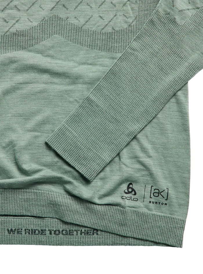 Product image of Women's Burton [ak] Slokar Merino Base Layer Crewneck[Variant:Hedge Green / True Black]