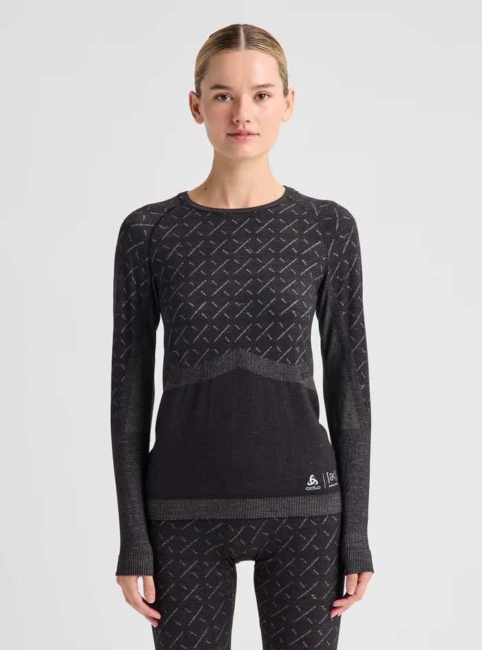 Product image of Women's Burton [ak] Slokar Crewneck Fleece[Variant:True Black / Gray Cloud]