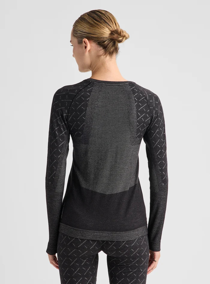Product image of Women's Burton [ak] Slokar Crewneck Fleece[Variant:True Black / Gray Cloud]