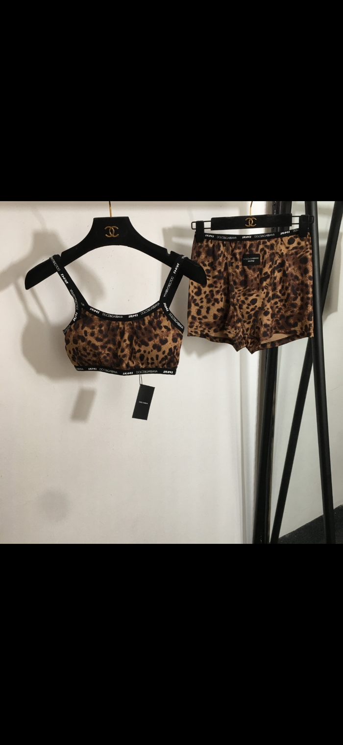 D&G set