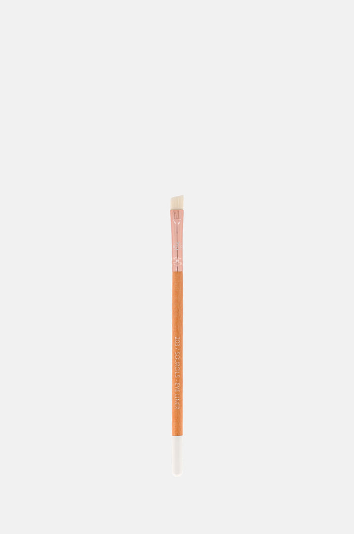 Bachca Eyebrow and Eyeliner Brush.