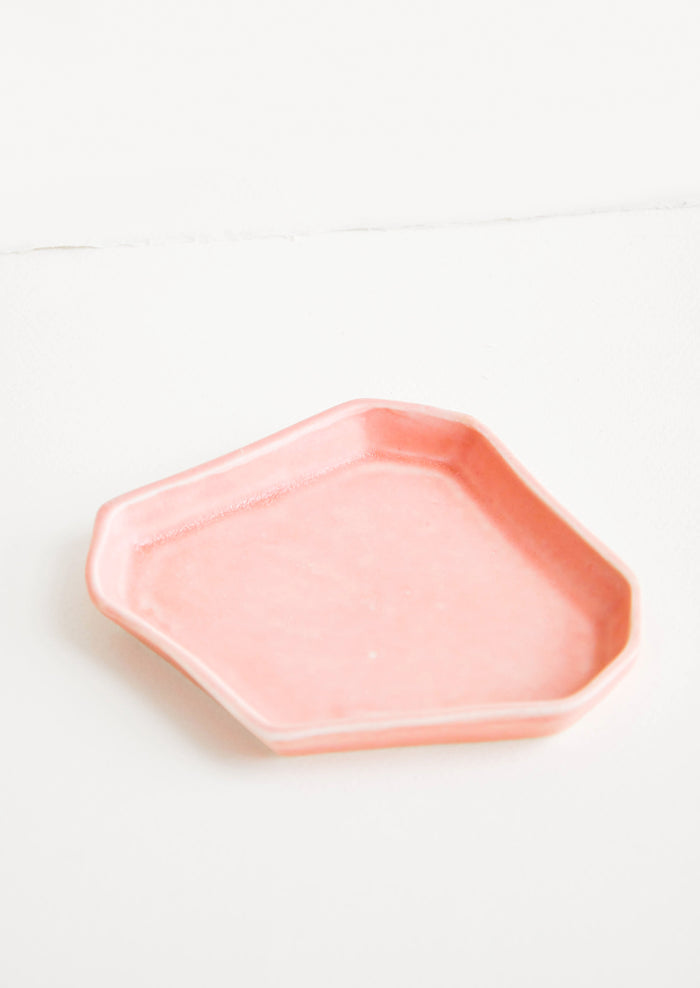 Faceted Ceramic Trinket Tray in Pink - LEIF