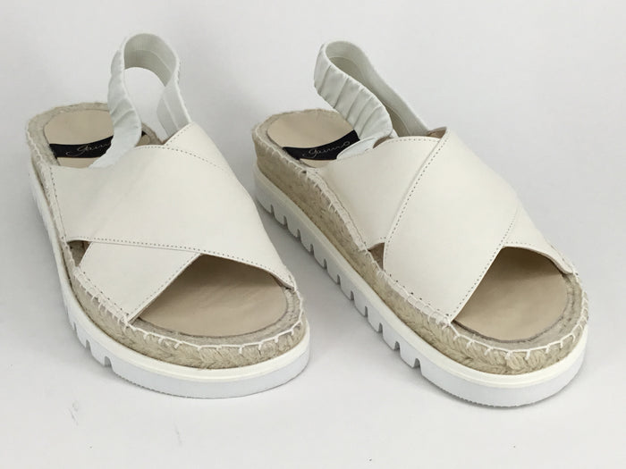 Gaimo Isa available in 3 colours