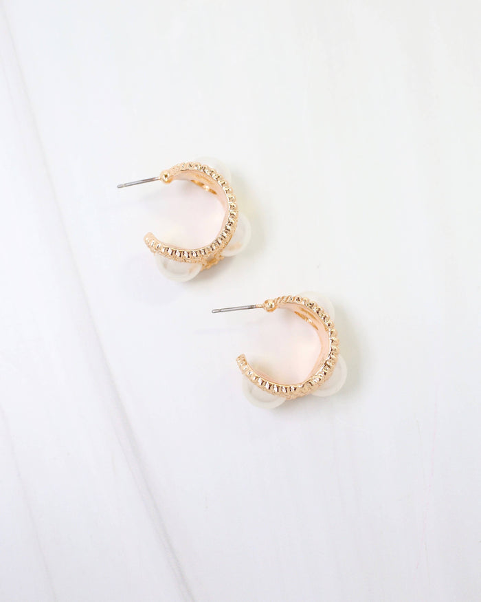 Huntington Pearl Hoop Earring Gold: Default