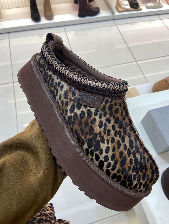 Leopard Uggs