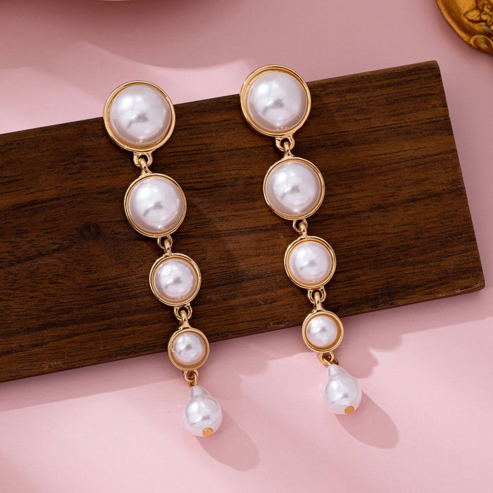 Linear Gradual Pearl Drop Earring | GOLD