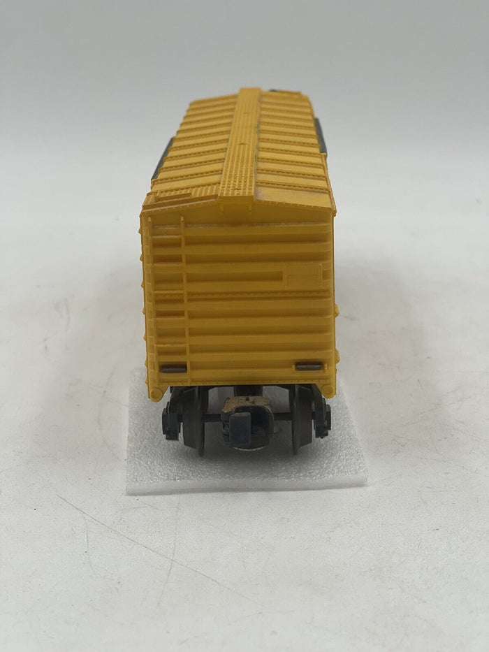 Lionel Chesapeake & Ohio Single Door Box Car MEC 9740