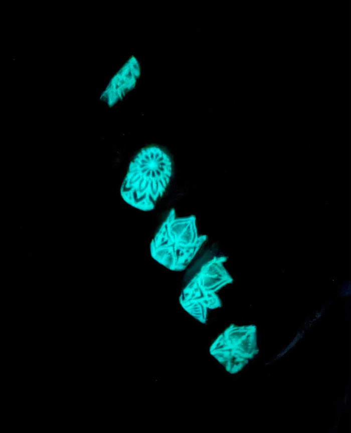 Mandala Glow Exclusive Design Nail Wraps (GLOW IN DARK)