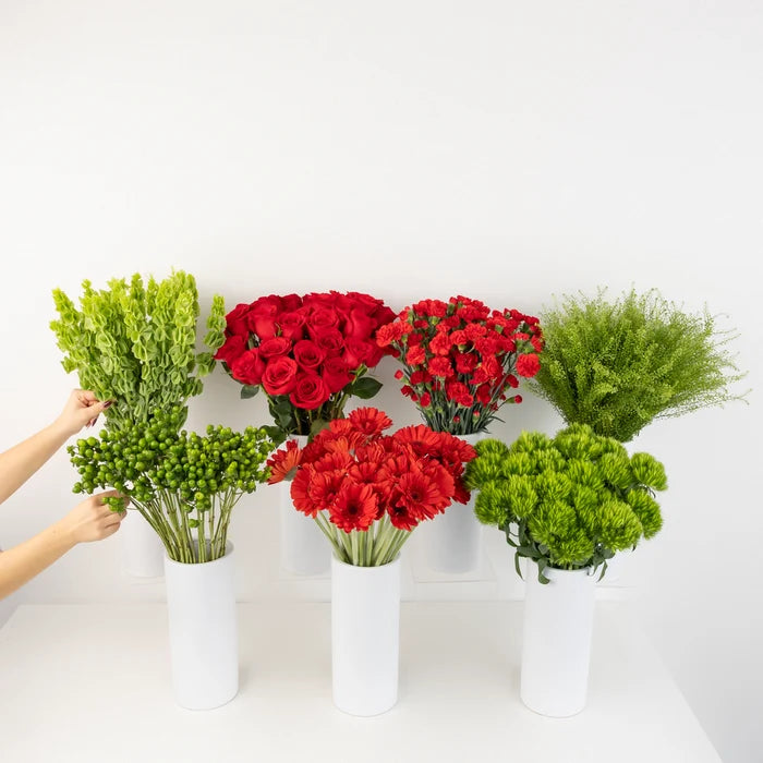 Merry And Bright Bouquet Bar Flower Kit Close Up - Image