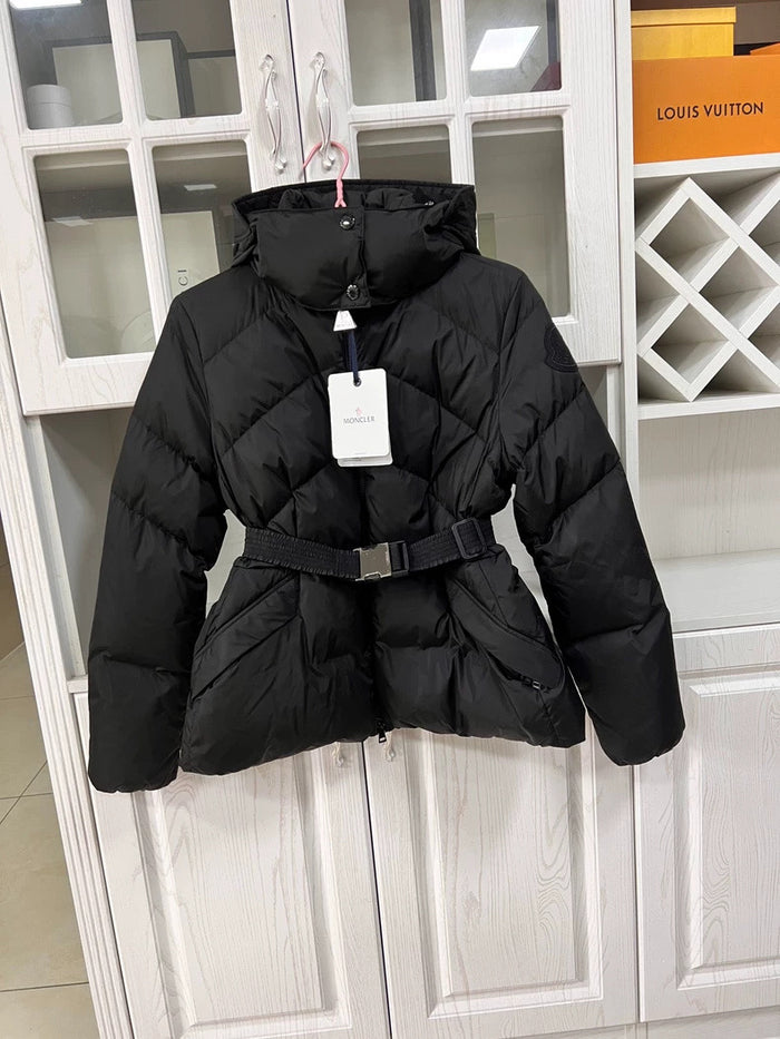 Moncler belted without fur black