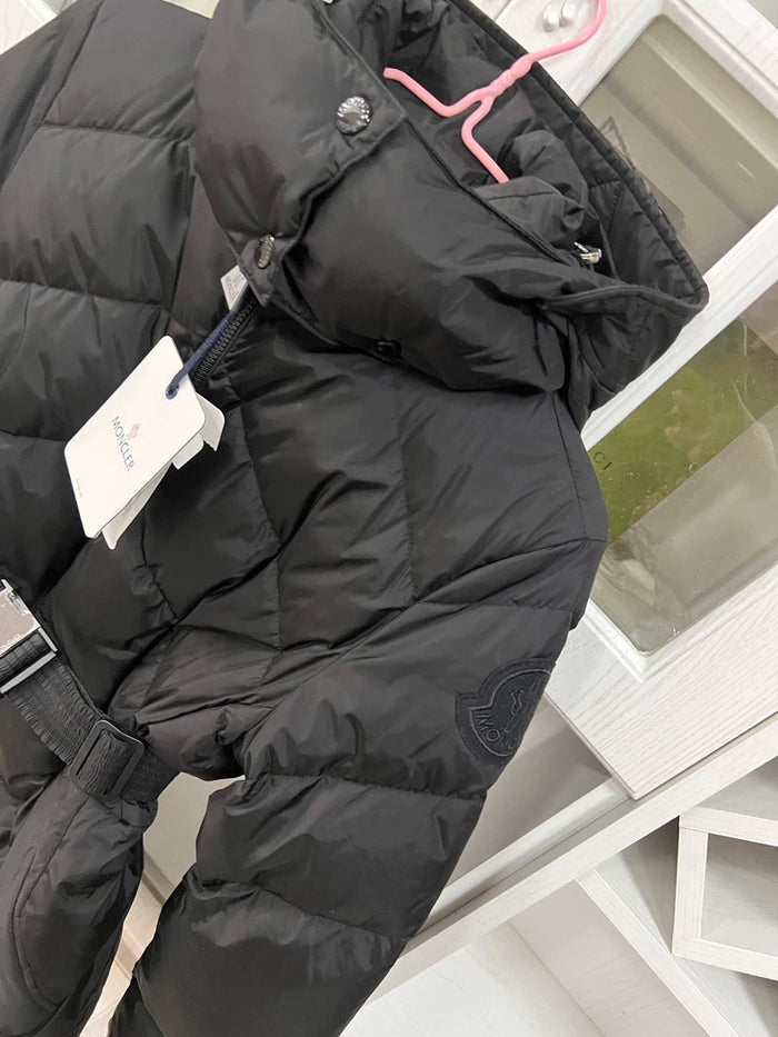 Moncler belted without fur black