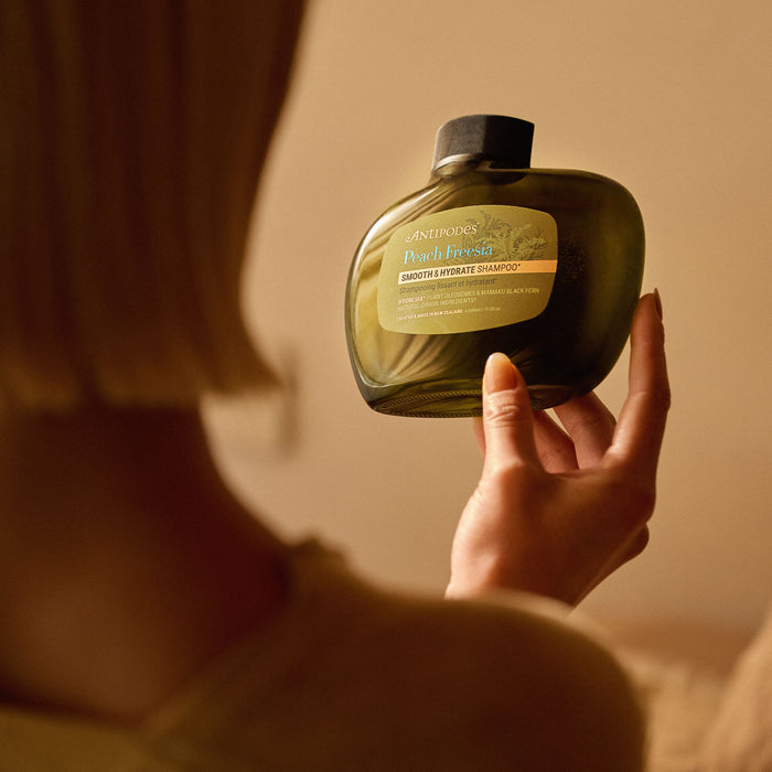 #seo: peach freesia shampoo antipodes