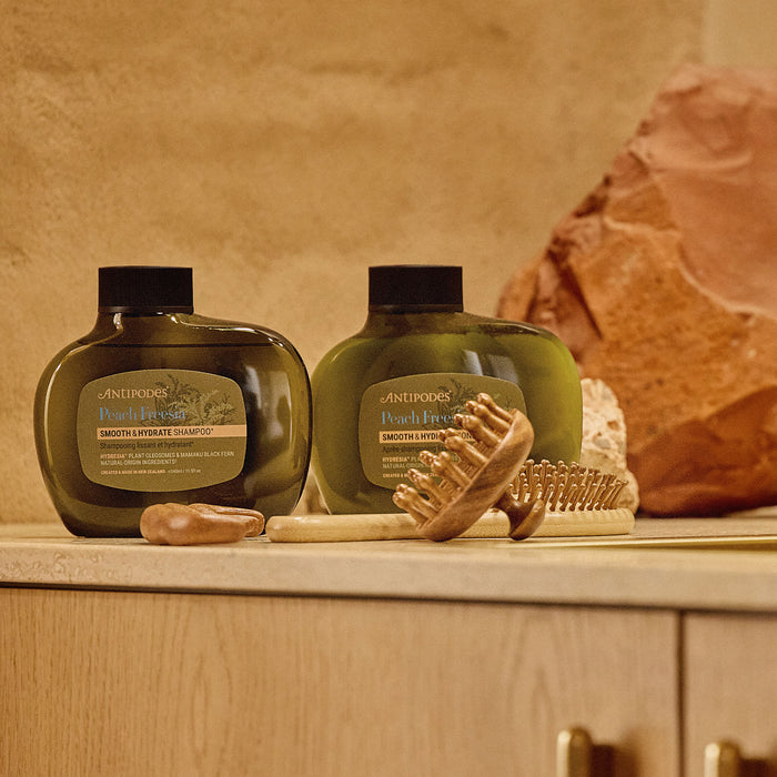 #seo: peach freesia shampoo antipodes