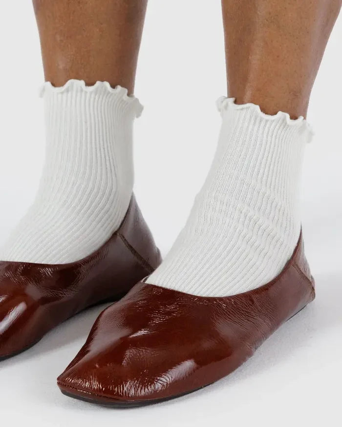 White Lettuce Edge Sock Set of 2